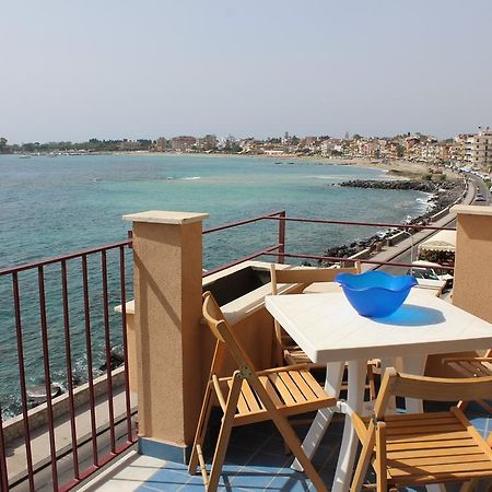 Appartamento Vista D'Incanto Giardini Naxos Bagian luar foto