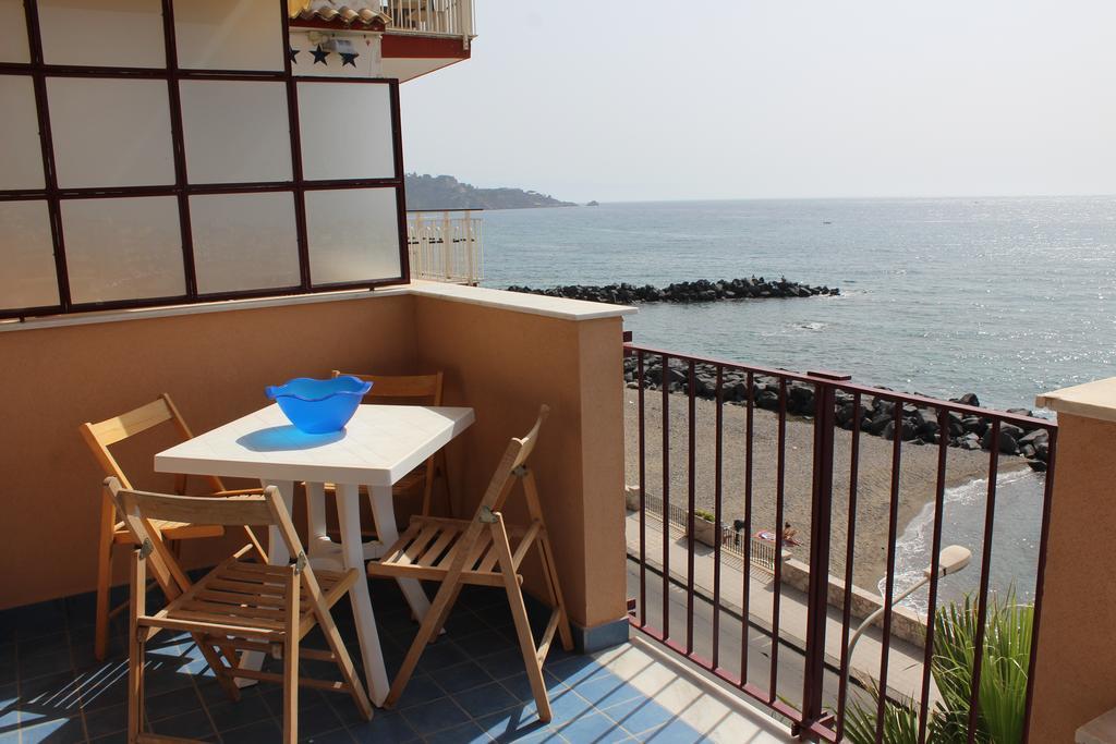 Appartamento Vista D'Incanto Giardini Naxos Bagian luar foto